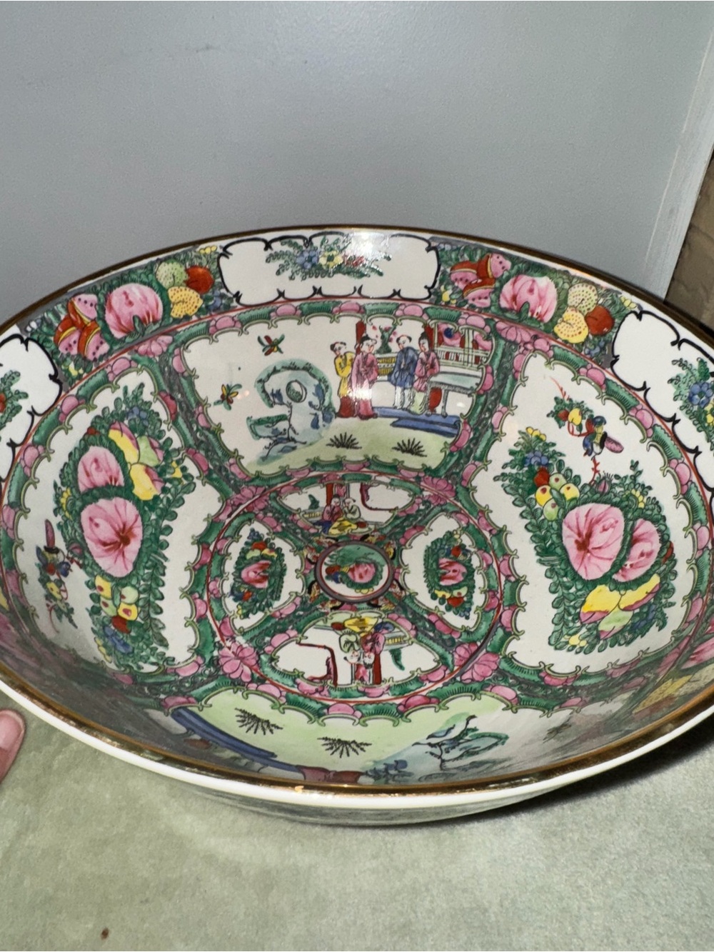 Vintage Chinese Famille Rose Medallion Porcelain Bowl Hand Painted W WOOD STAND